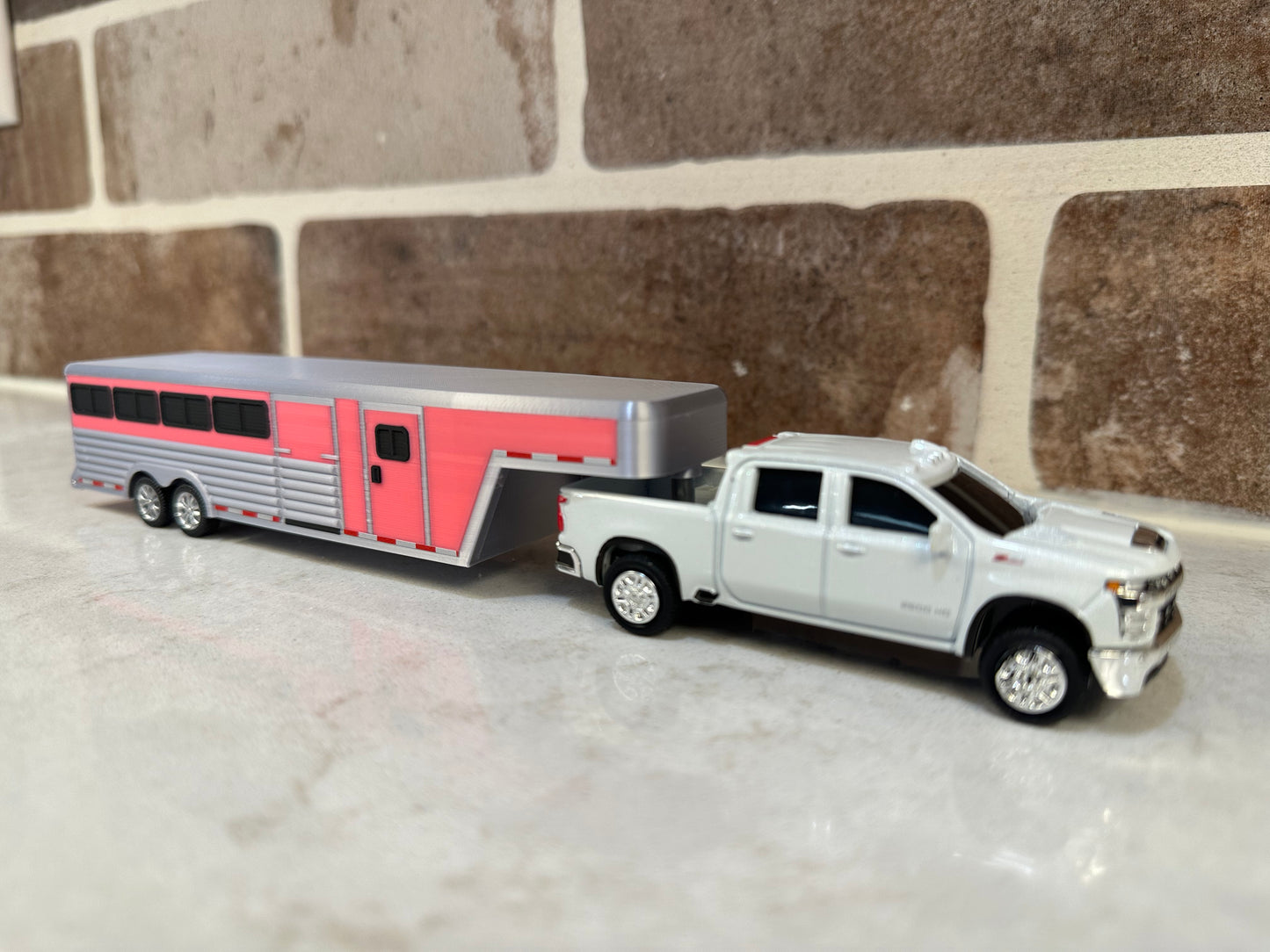 1/64 Scale 26' Gooseneck Pink '25