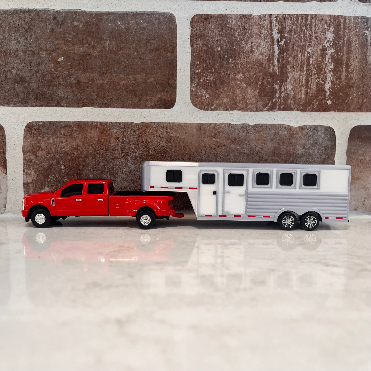 1/64 4H with Tack Room