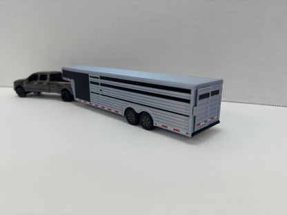 1/64 Scale 28' Gooseneck Cattle Trailer