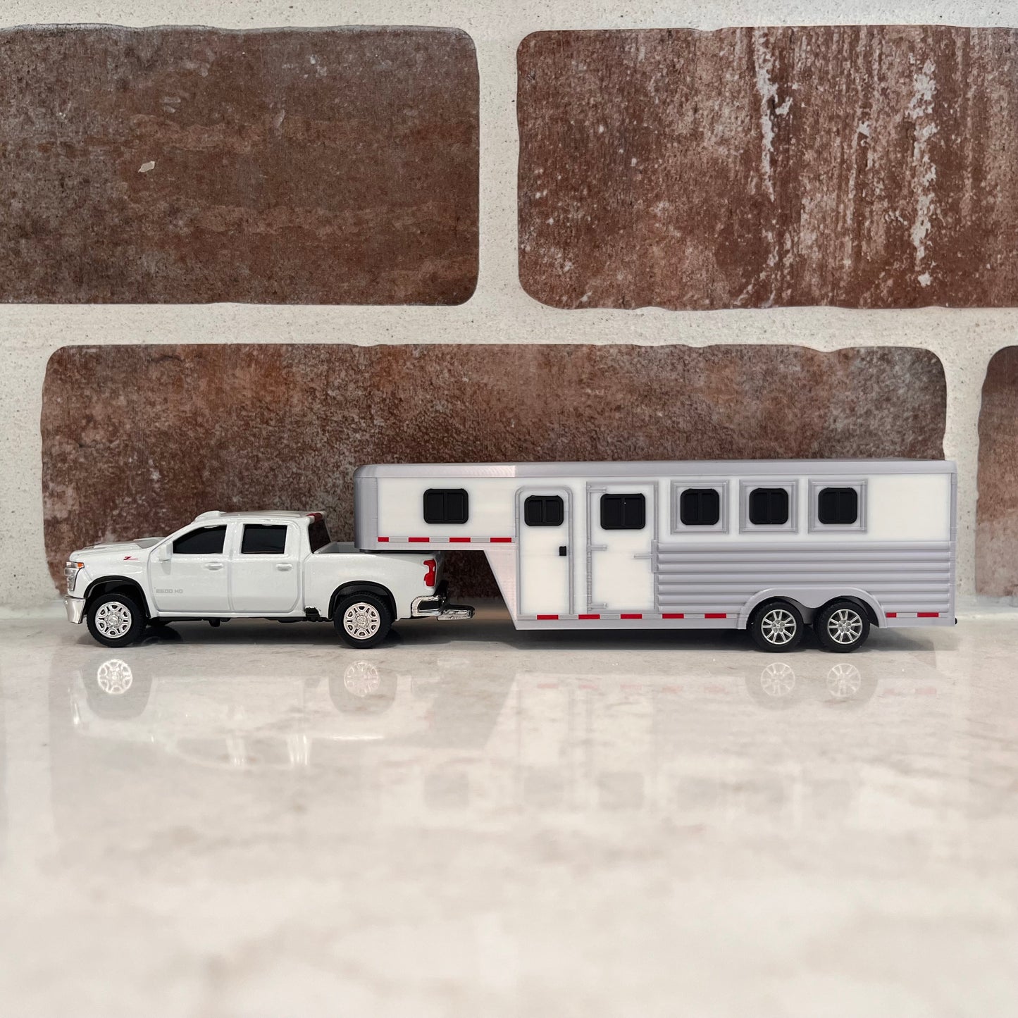 1/64 4H with Tack Room