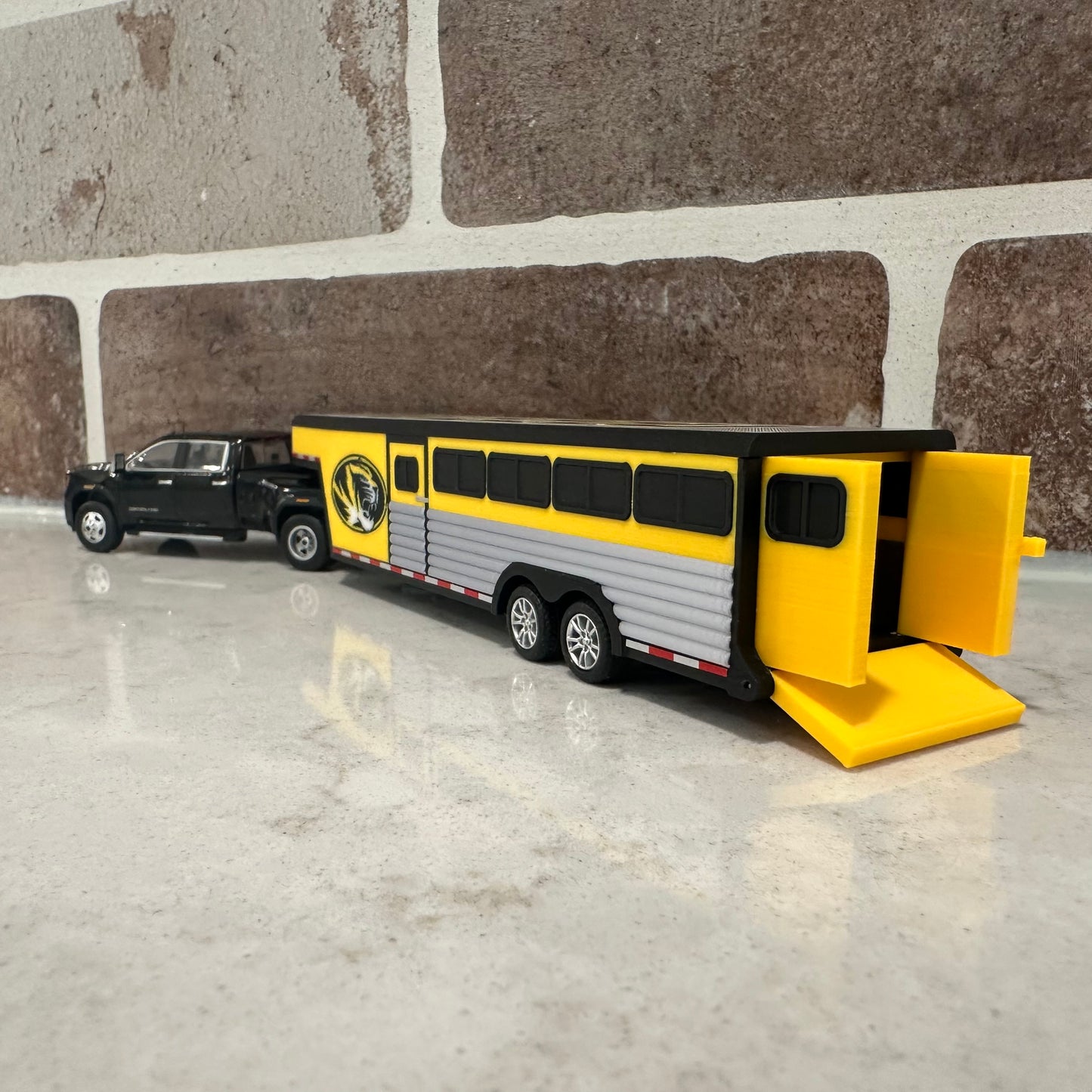 Mizzou Trailer