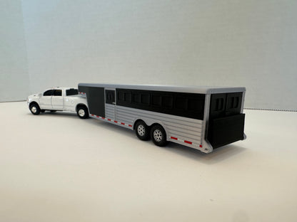 1/64 Scale 26' Gooseneck Black